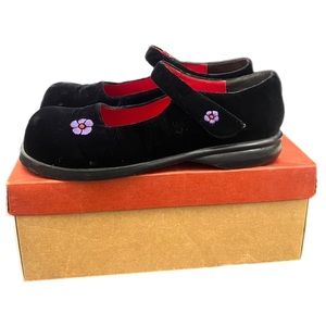 00's Velvet Embroidered Mary Jane Flats Sz 9